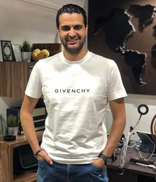 بتعرف تشتغل شغل حمير ؟